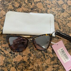 Quay Reina Cat Eye Sunglasses